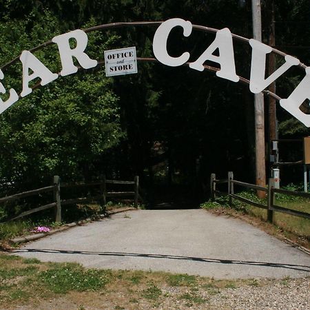 Bear Cave Rv Campground Buchanan Buitenkant foto