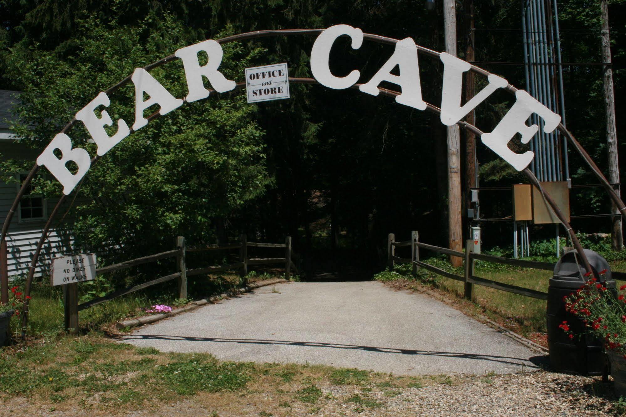Bear Cave Rv Campground Buchanan Buitenkant foto