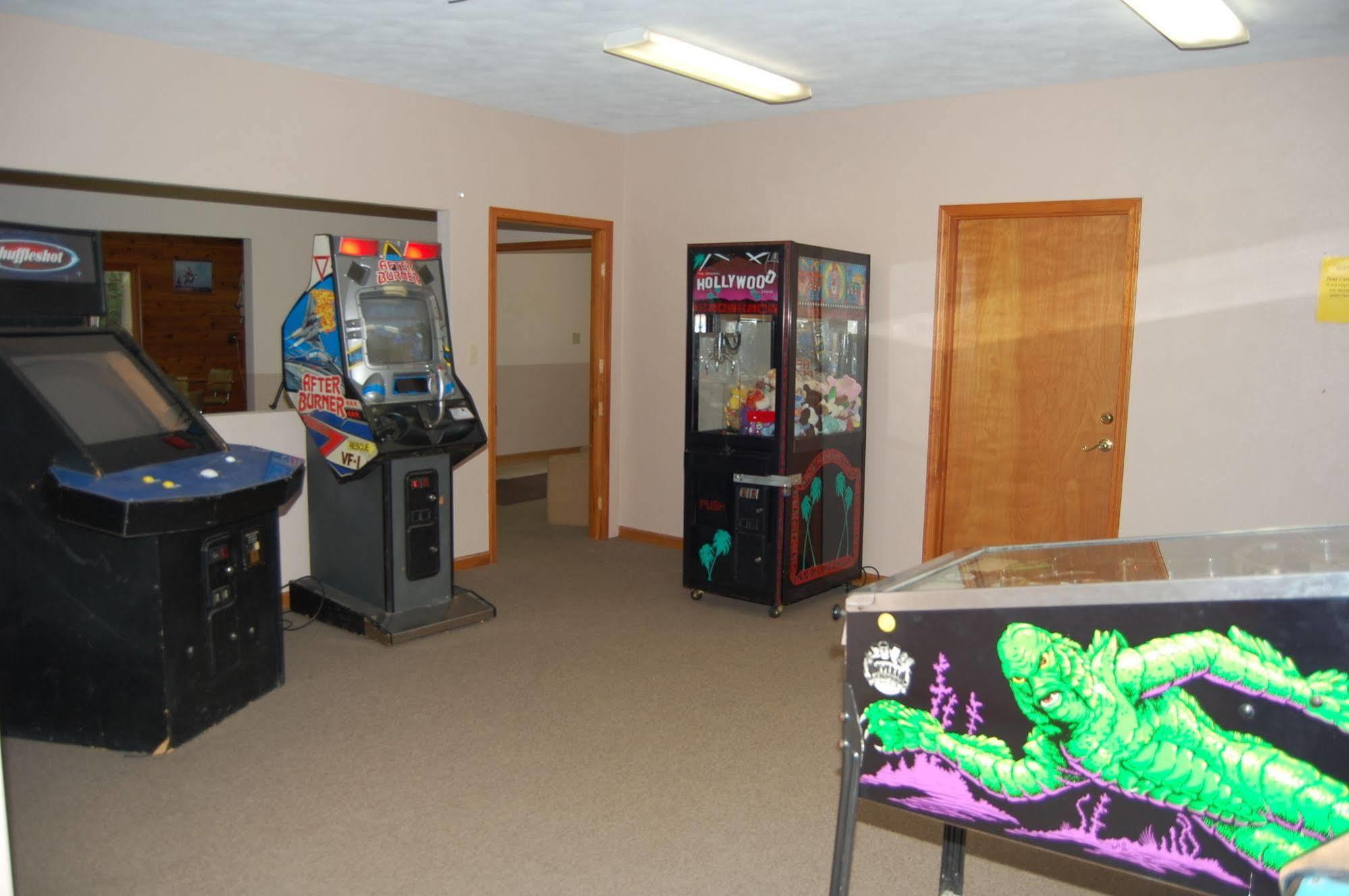 Bear Cave Rv Campground Buchanan Buitenkant foto